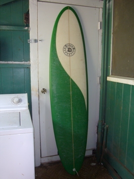 7'0" surfboard in near mint condition image 1
