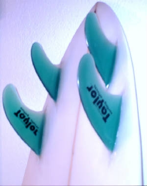 CUSTOM HAND SHAPES / TAYLOR SURFING EFFECTS OAHU image 3