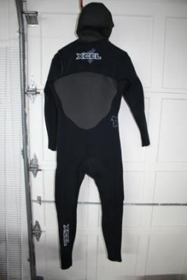 Xcel Infinity w/ hood 5/4/3  Meduim image 2